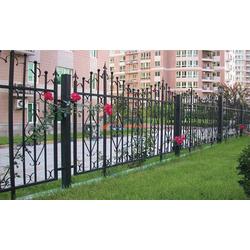 铁艺护栏的美观与实用——煜昕铁艺的卓越工艺